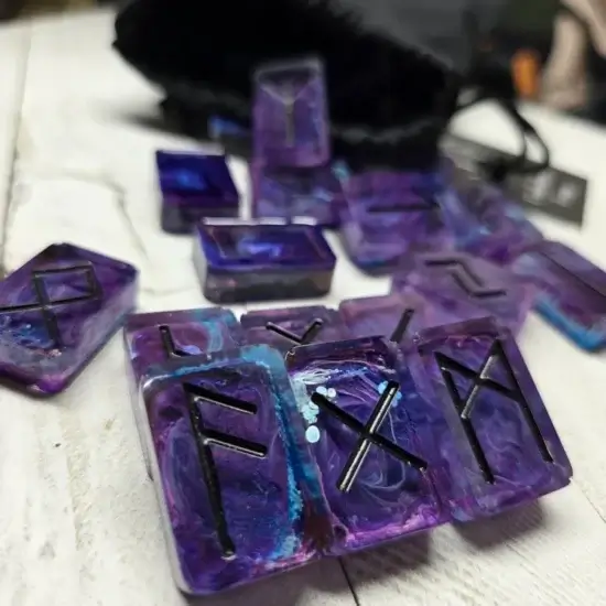 Nattfari Elder Futhark Rune Set