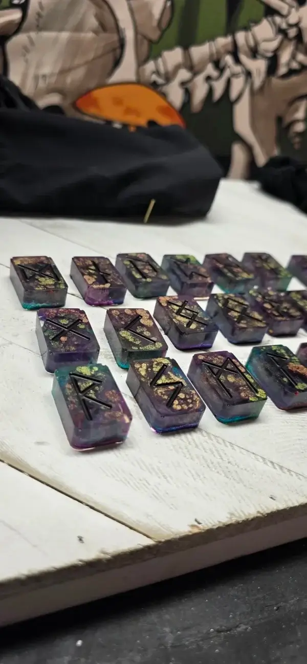 Royal Purple Elder Futhark Rune Set - Image 2