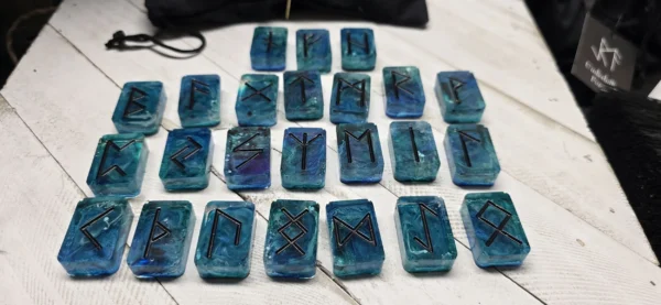 Siren Elder Futhark Rune Set - Image 3
