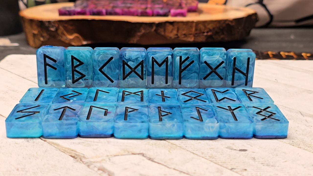 Jokull Elder Futhark Runes Set
