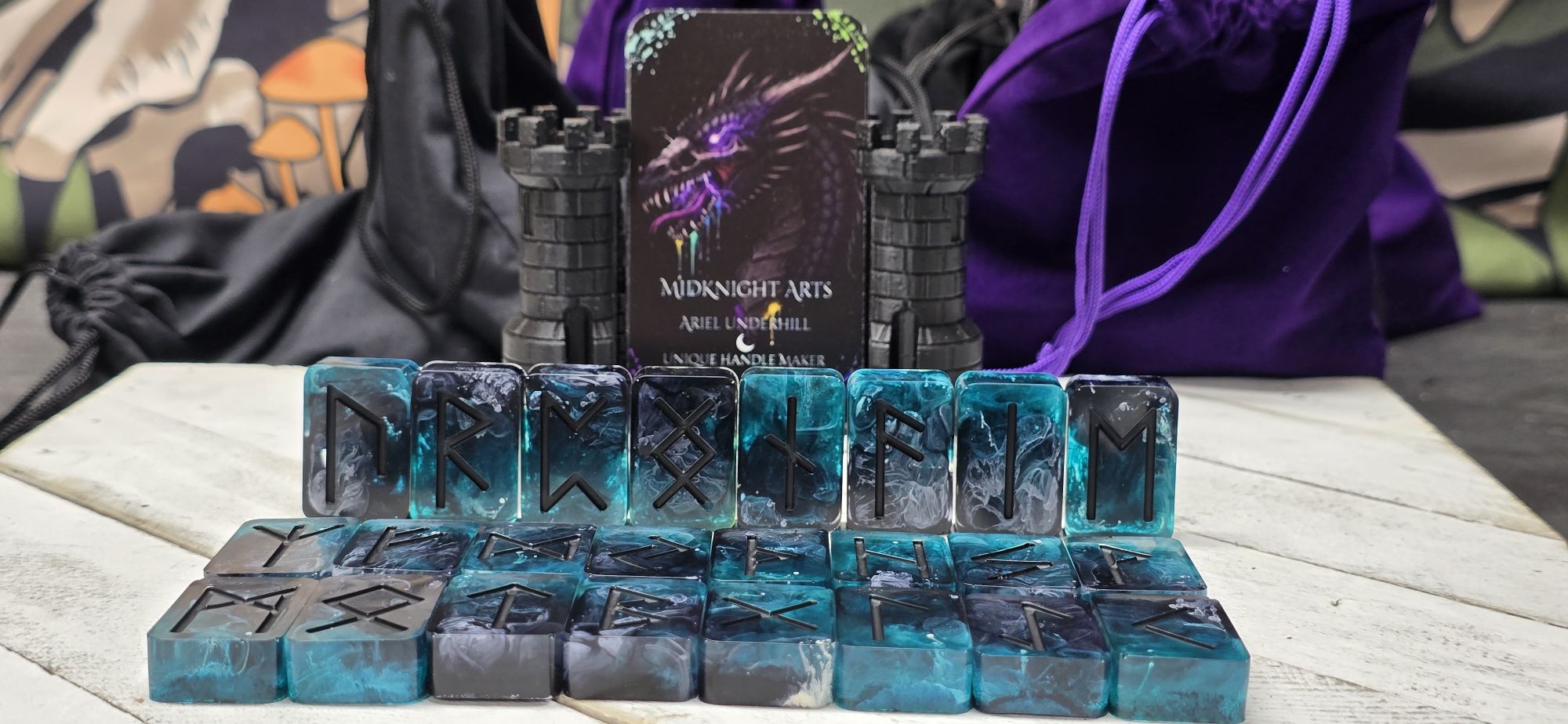 Isstormur Elder Futhark Rune Set