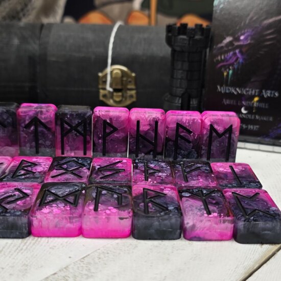 Freyja Relic Elder Futhark Rune Set